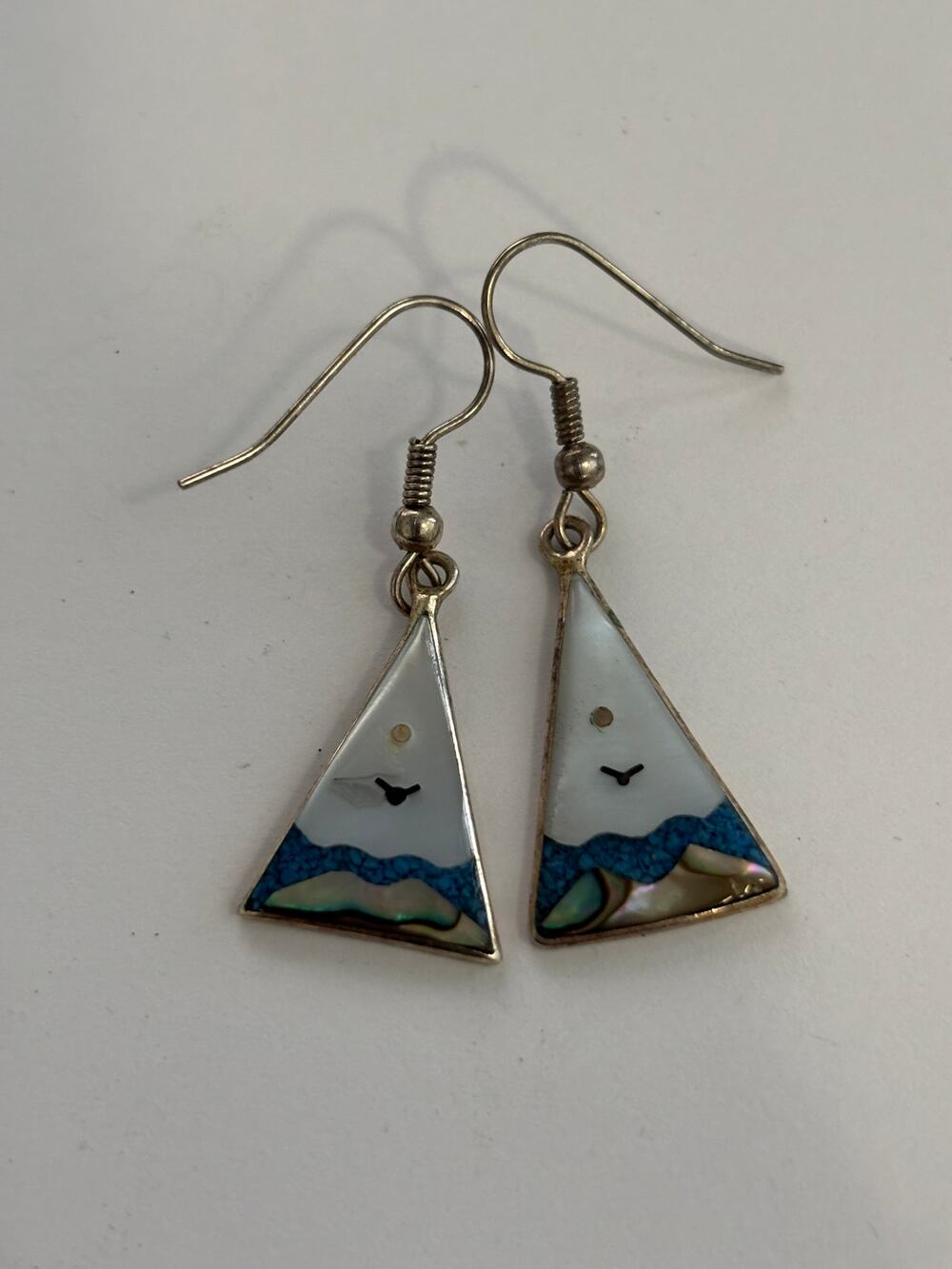 Silver tone dangle Earrings Natural Stones Inlay